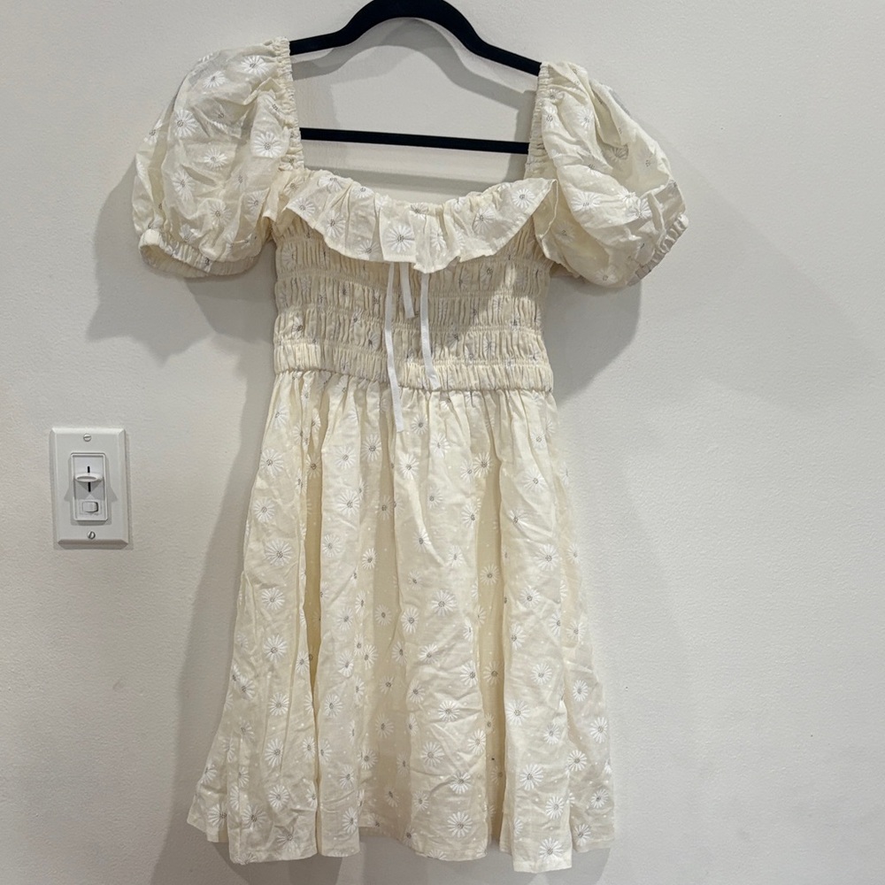 Cream Floral Puff Sleeve Dress